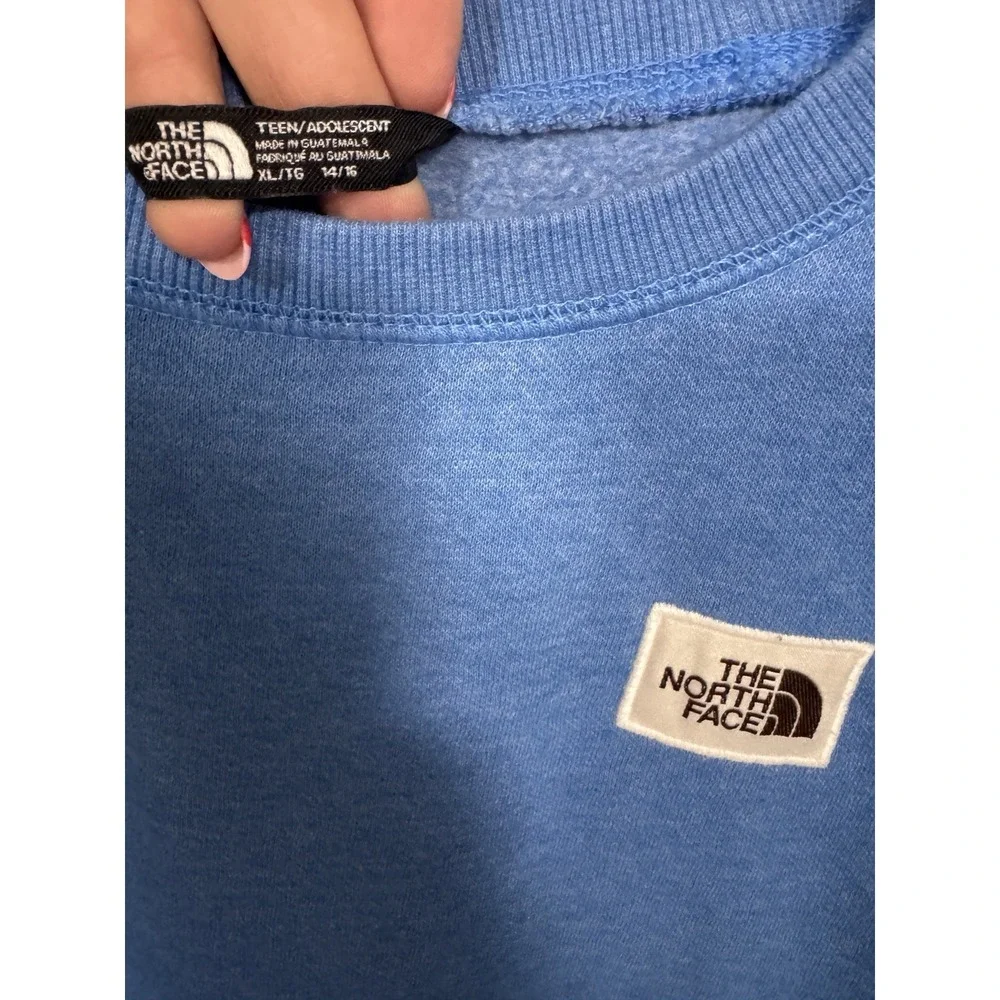 The North Face Youth XLarge‎ Crewneck Sweatshirt Heritage Logo Patch Blue